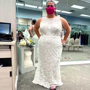 Gorgeous Illusion Plunge Lace Wedding dress- NEVER WORN!